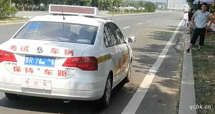 科目三怎样靠边停车(科目三怎样靠边停车技巧)